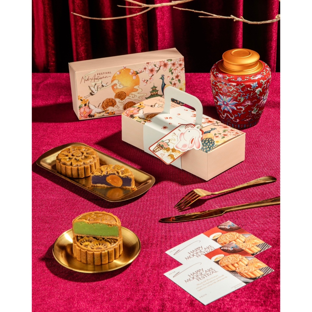 

Mooncake 2024/Hampers Mooncake/Kue Bulan/Hamper Mooncake/Paket Kue Bulan/Hampers Kue Bulan/Kue Bulan Premium/Mooncake Premium/Tong Cu Pia