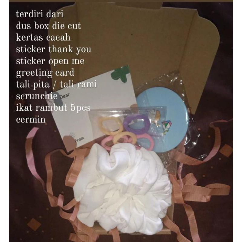 

HAMPERS GIFT BOX / HAMPERS MINI GIFT BOX / SCRUNCHIE / HAMPERS