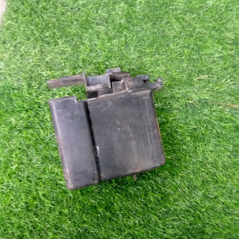 Box Aki Accu Tempat Aki Wadah Aki Honda Astrea Grand Prima Legenda Original Copotan Motor