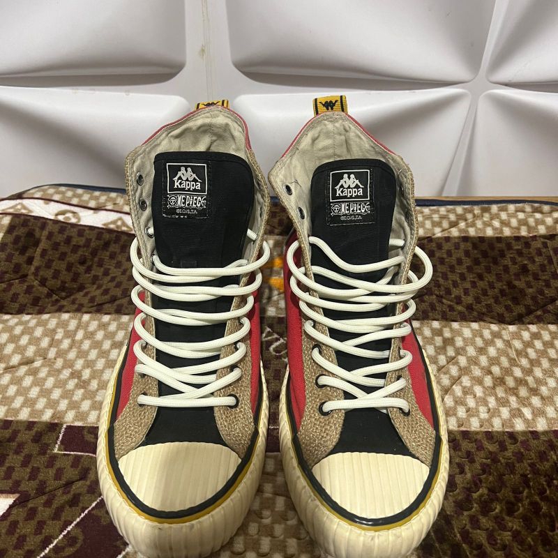 Sepatu One Piece Luffy X Kappa Size 43