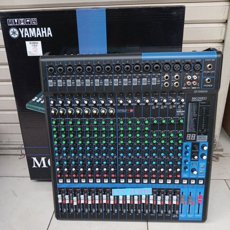 MIXER AUDIO YAMAHA MG20XU MIXER 20 LINE EFEK VOCAL MG 20 XU