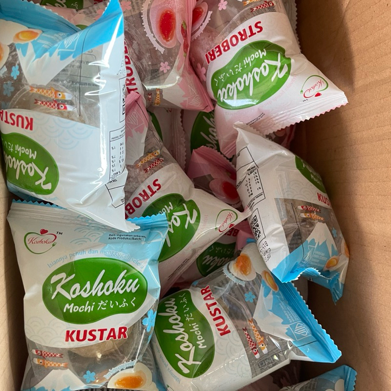 

MOCHI KOSHOKU ISI 40/1KARTON BISA MIX 4 RASA/MOCHI TERBARU