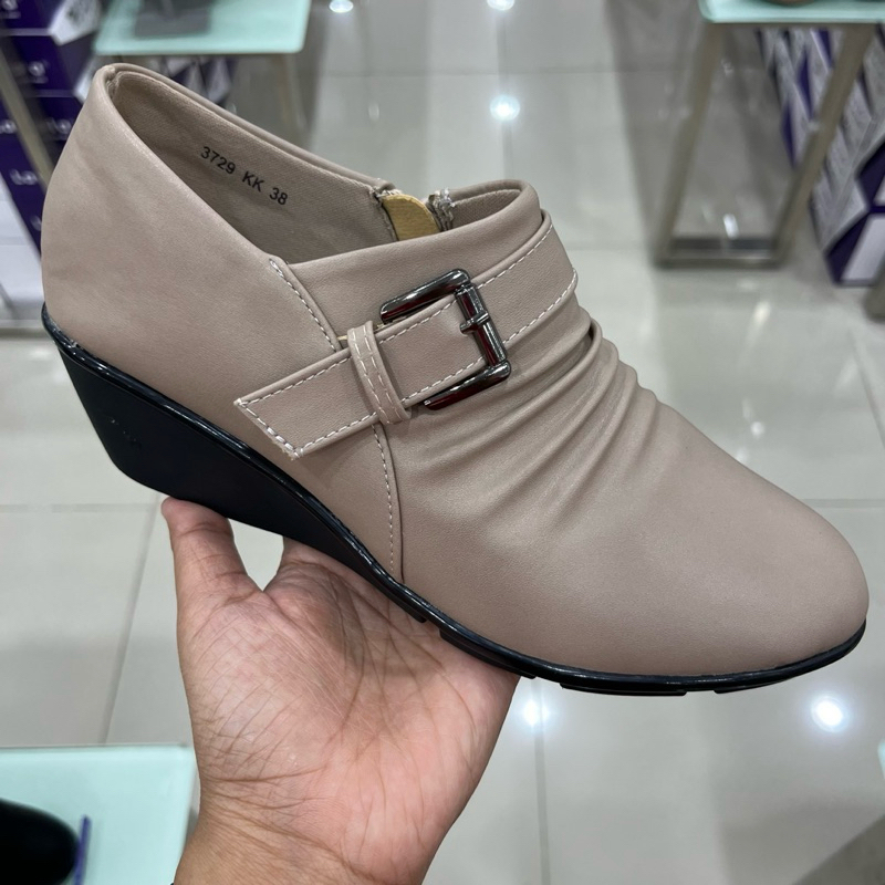 Laviola Sepatu Boots Wanita | Boots fashion wanita super ringan | Boots wedges wanitaaa Laviola