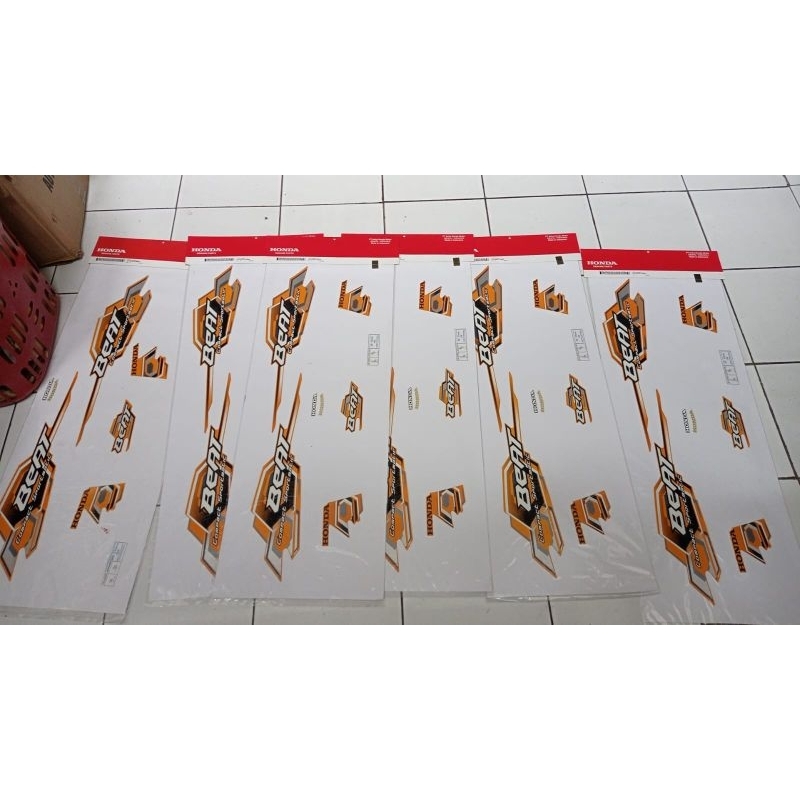 STRIPING STICKER HONDA BEAT KARBU ORANGE ORIGINAL AHM