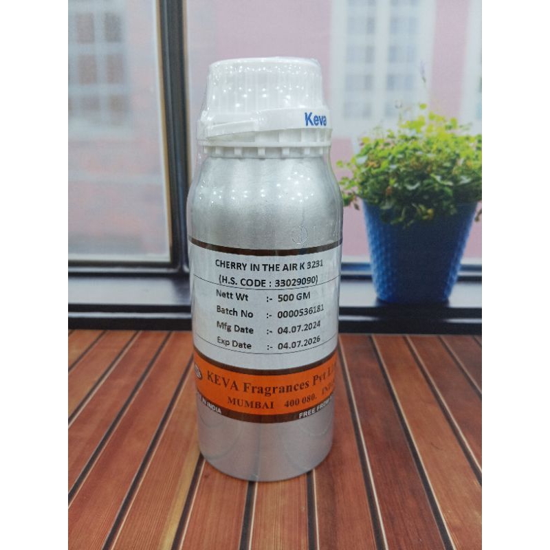 ESCADA CHERRY IN THE AIR K3231 BY KEVA KEMASAN 500GR SEGEL KALENG.