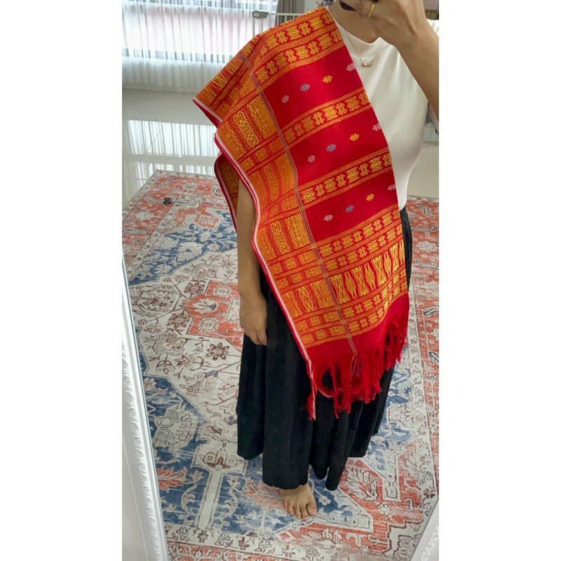 Uis Nipes Karo Bahan Sutra