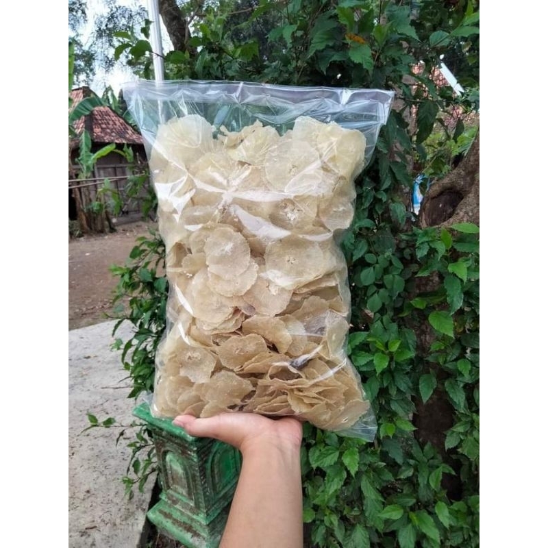 

Emping Garut mentah siap goreng