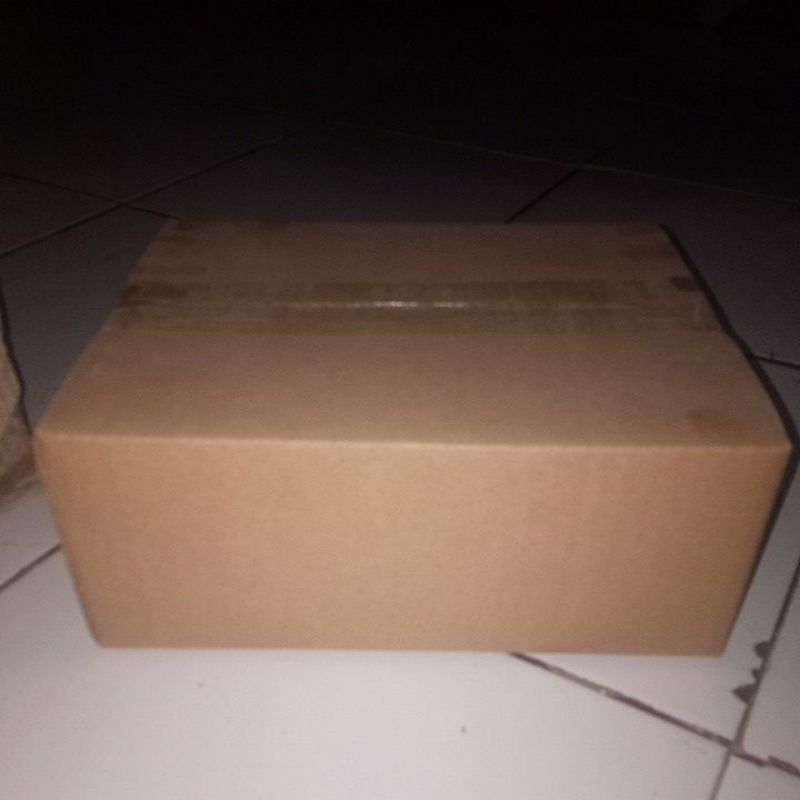 

Kardus packing ukuran 30×20×5cm