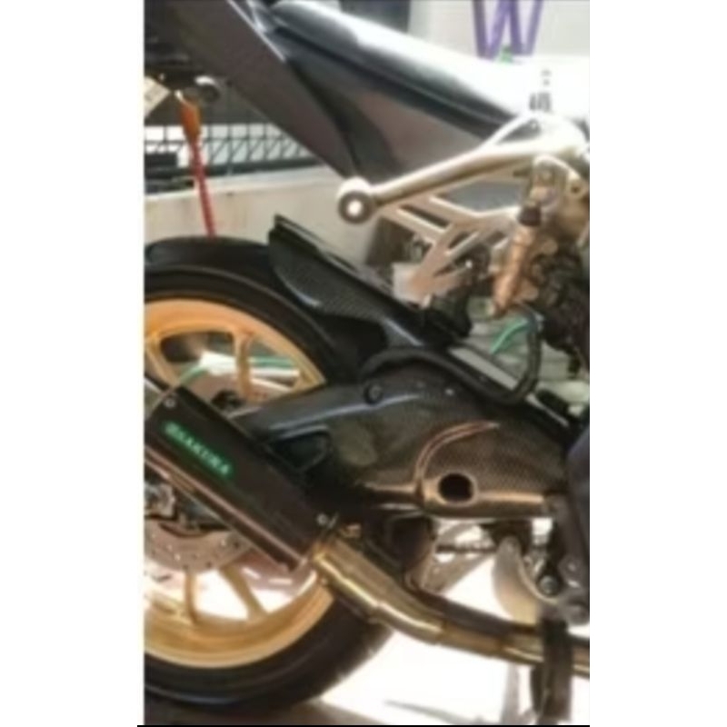 cover swing arm Yamaha r15 vva v3 carbon clup