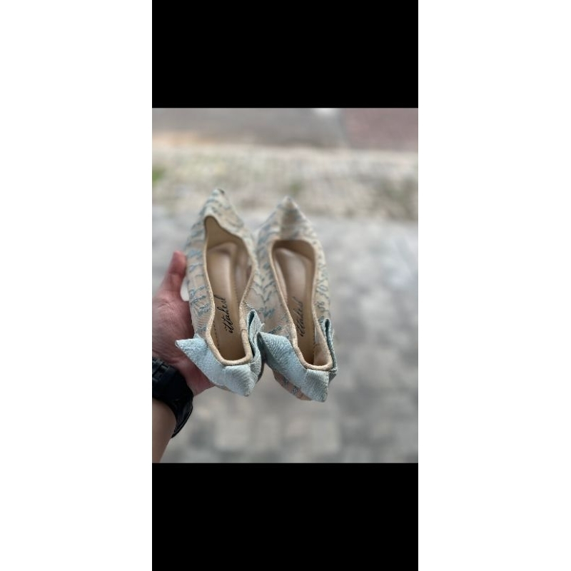 Sepatu love letter ittaherl preloved blue