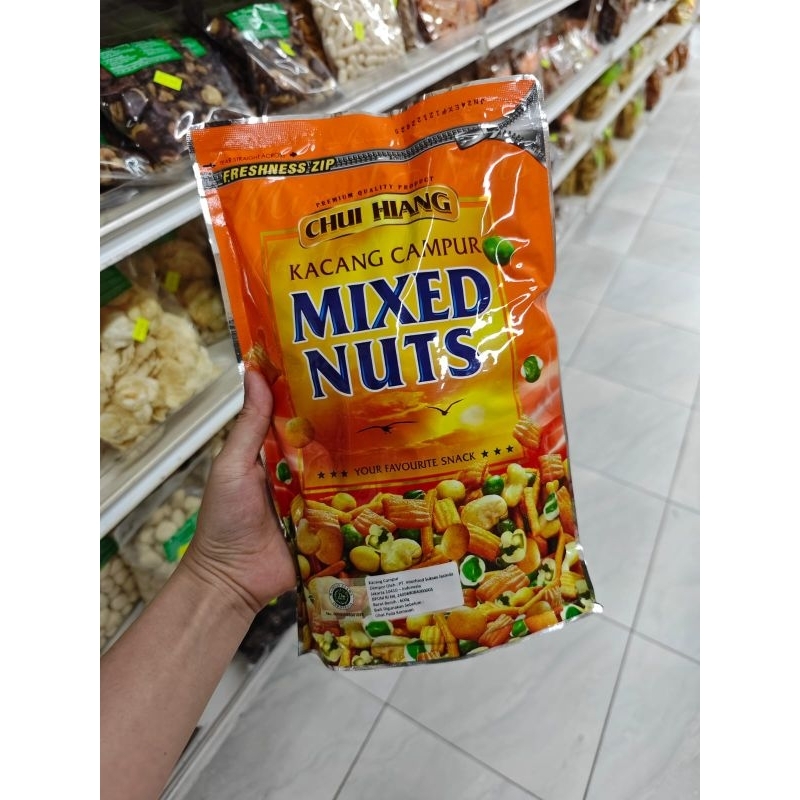 

SNACK HALAL CHUI HIANG CEMILAN KACANG CAMPUR MIXED NUTS HALAL