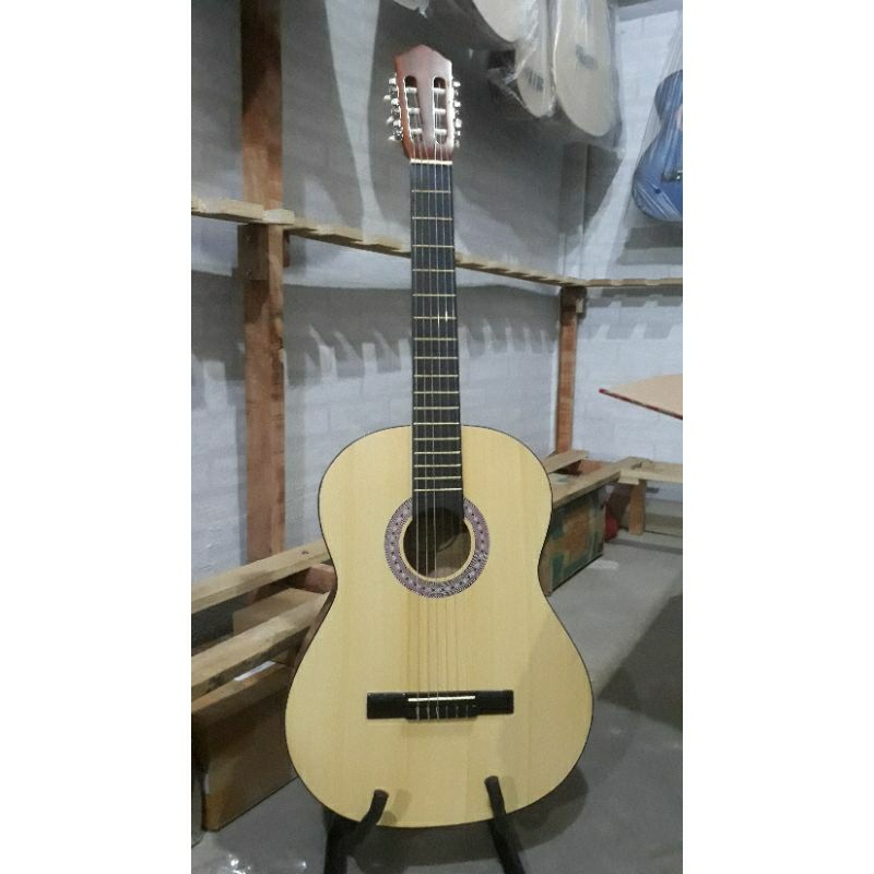 Gitar Yamaha Akustik Clasik C315 Senar Nilon Gitar Clasik Senar Nilon Berkualitas