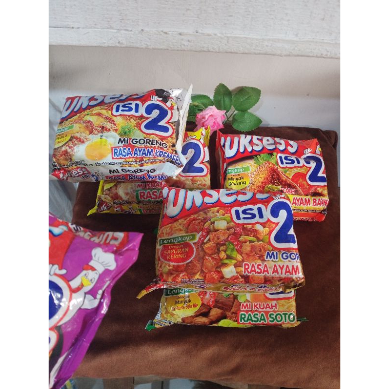 

MIE SUKSES ISI 2/MIE JUMBO/MIE KENYANG