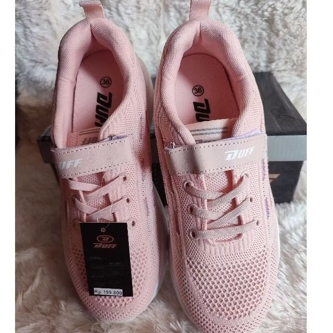 SALE  Sepatu Duff Milena warna rose peach