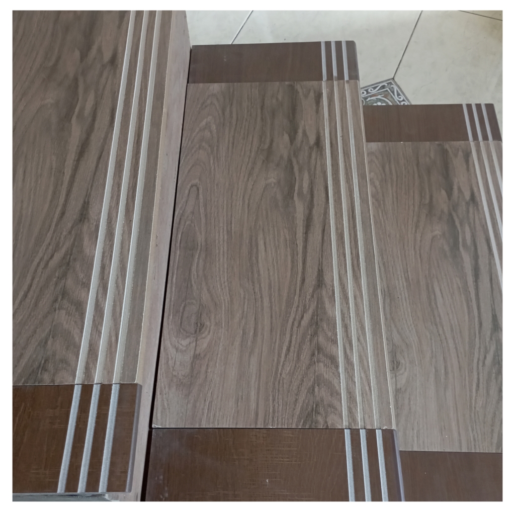 Stepnosing Granit 30x80 30x90 Motif Kayu Coklat Unik Lantai Tangga Ori Granite Tile