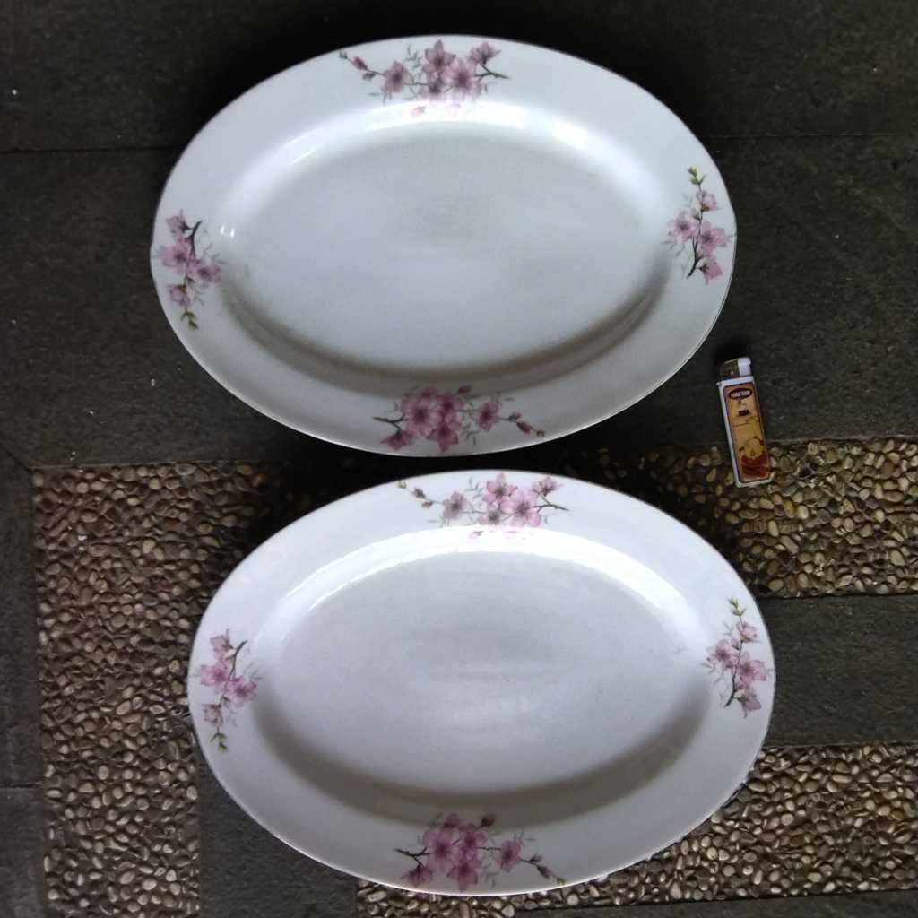 Pajangan Vintage Sepasang Piring Oval Lodor Keramik Bunga Sakura