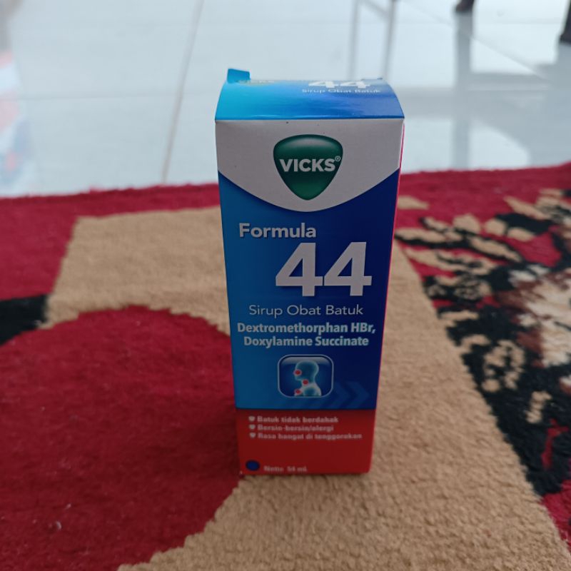 obat batuk vicks formula 44