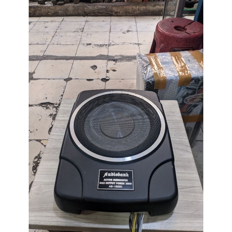 subwoofer kolong aktif ukuran 8 inch merk audiobank