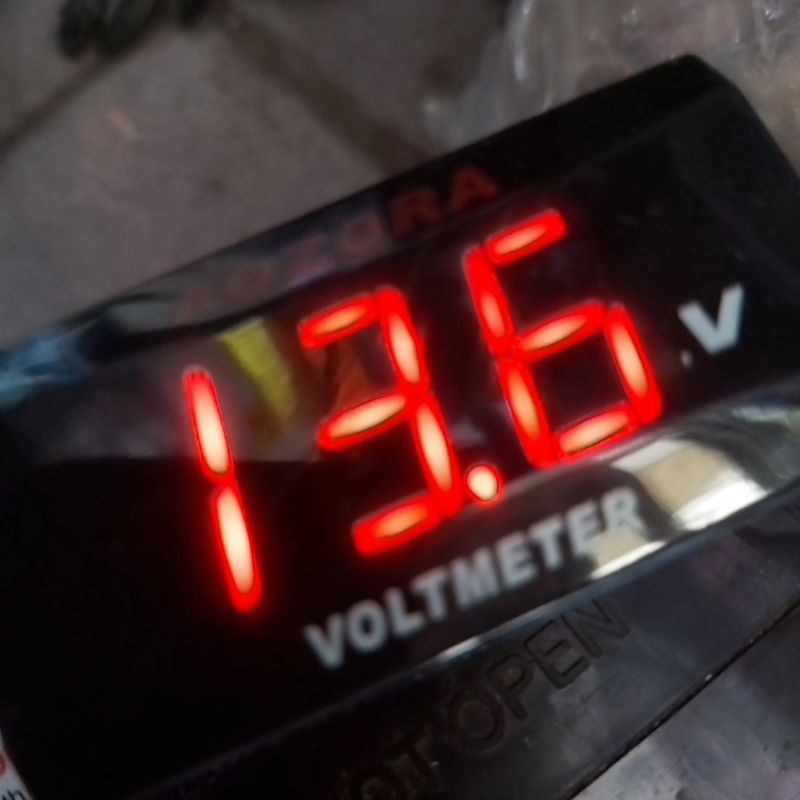 VoltMeter digital Motor Mobil Universal, Waterproof plus pangkon