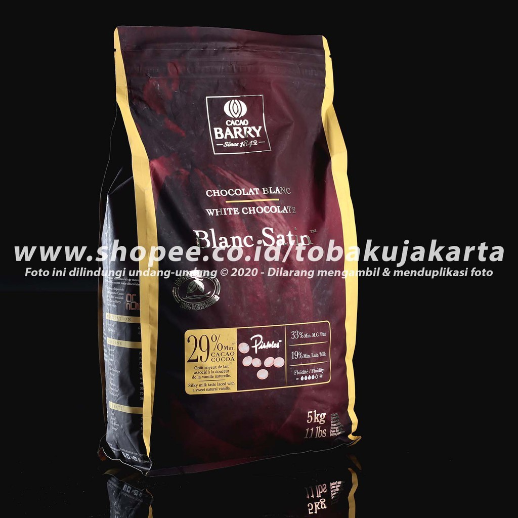 

Cacao Barry Blanc Satin 29% 1kg White Couverture Chocolate Coklat Coin