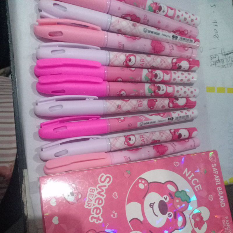 

Pulpen safari pink bear fancy c harga 1 pak isi 12 pcs