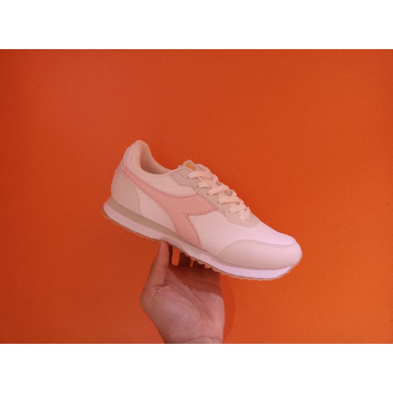 Sneakers wanita sepatu Diadora original/Diadora Manta women's sneakers shoes -White pink