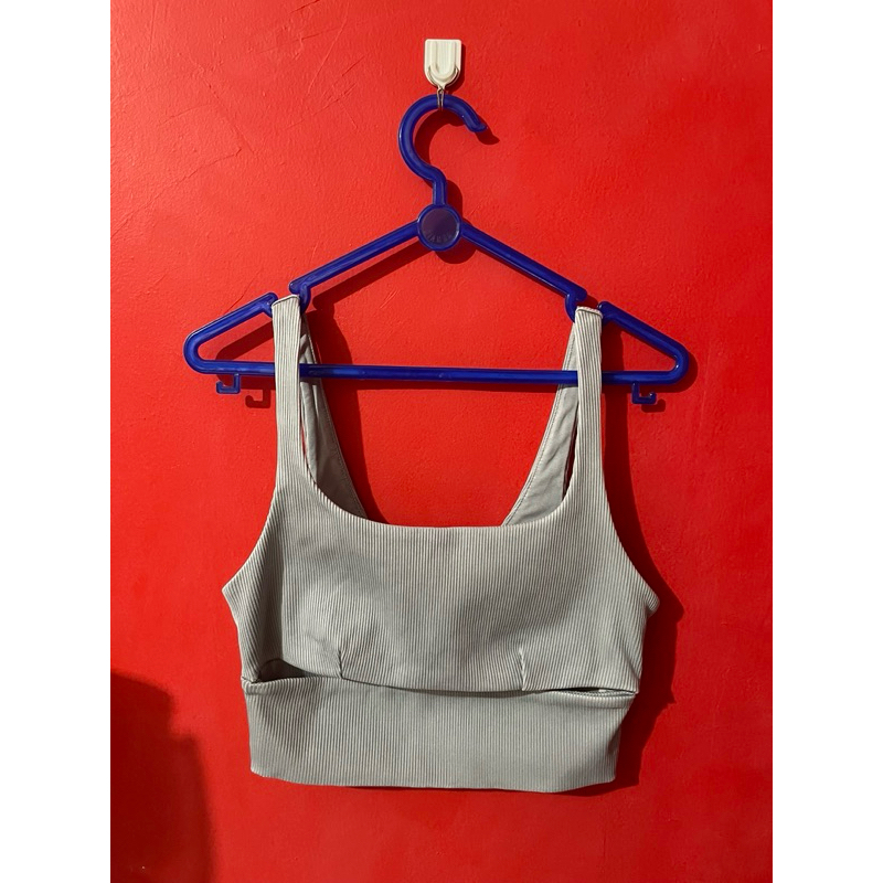 [PRELOVED] Alo Yoga Sports Bra