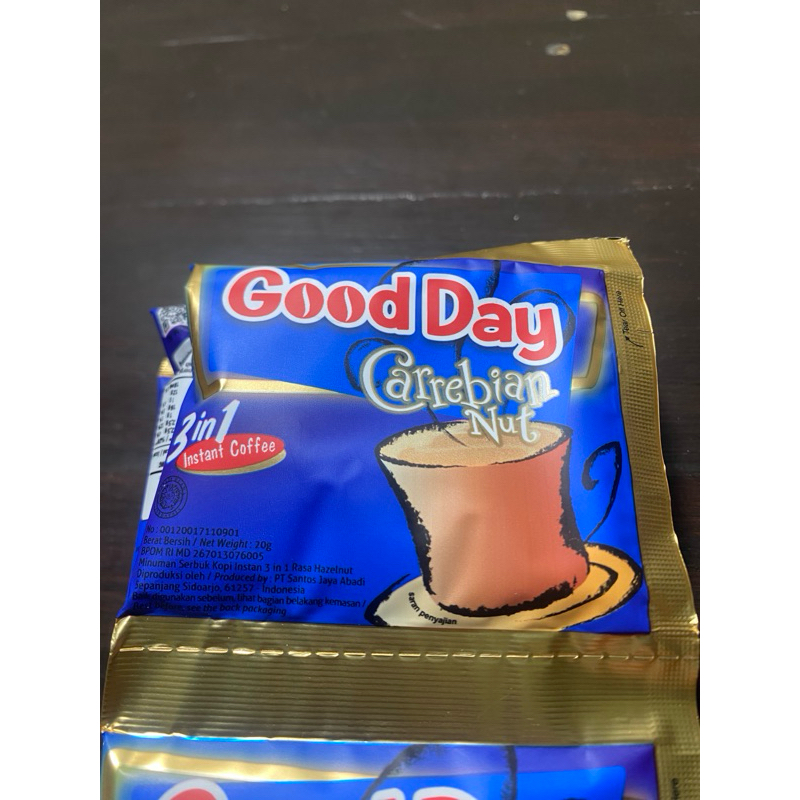 

GOOD DAY CAREBIAN NUT | good day sachet 20gr | kopi sachet | good day biru | carebian nut | instan coffee