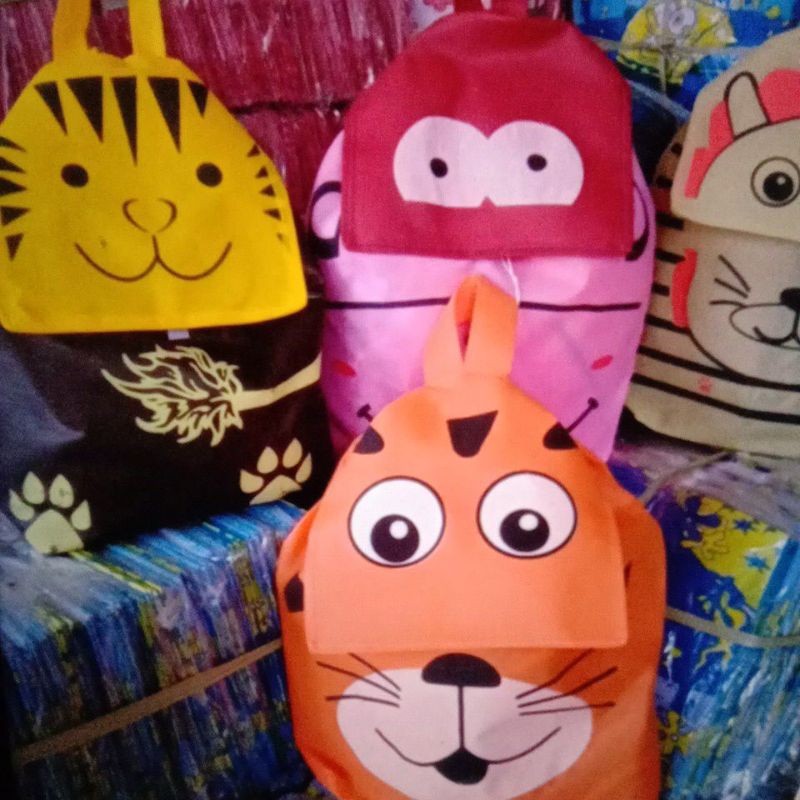 

tas ulang tahun rangsel karakter