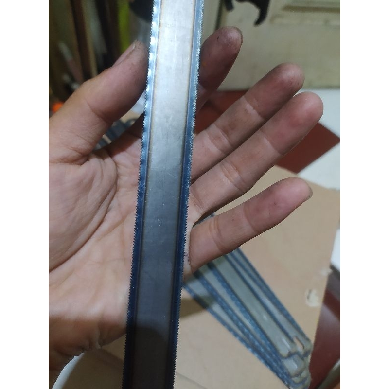 gergaji besi super tajam dengan dua sisi mata gergaji