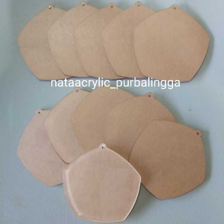 

AKRILIK MEDALI/AKRILIK WISUDA CUTTING CUSTOM