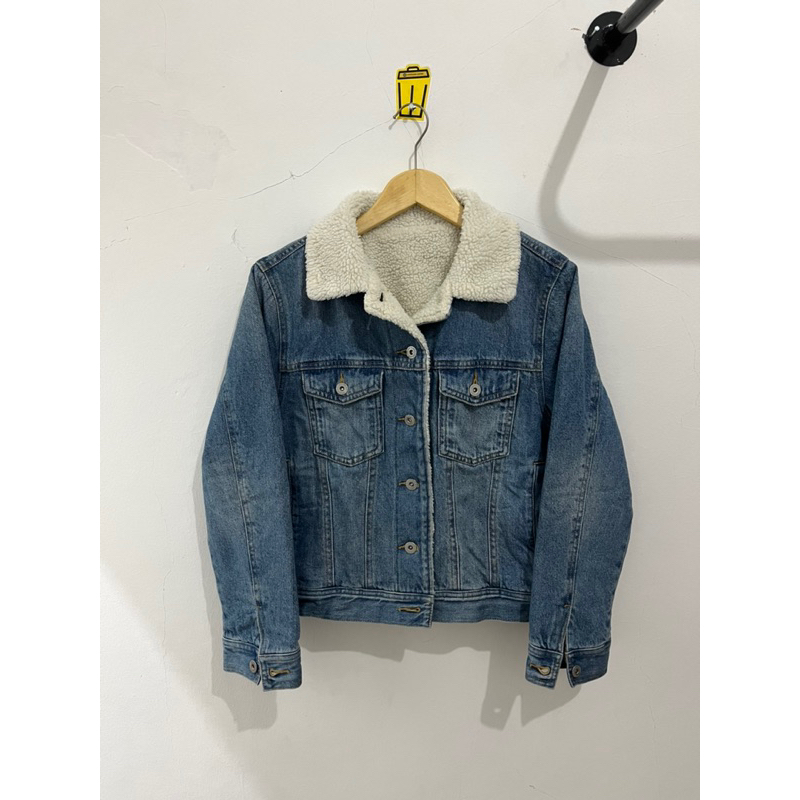 jacket denim trucker sherpa uniqlo jeans