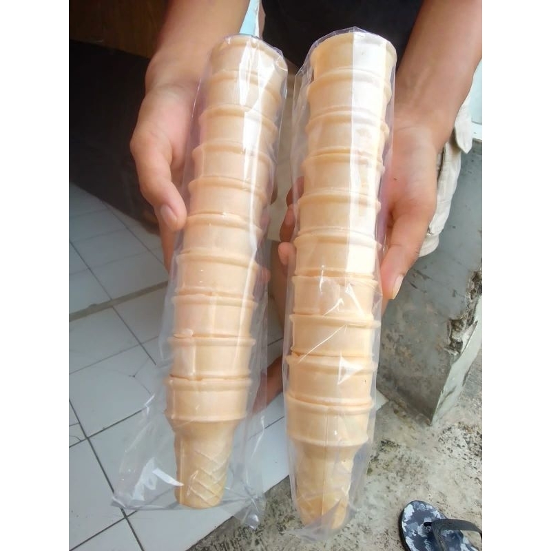 

Cone Es Krim MCD 1 Bungkus Isi 10 Pcs