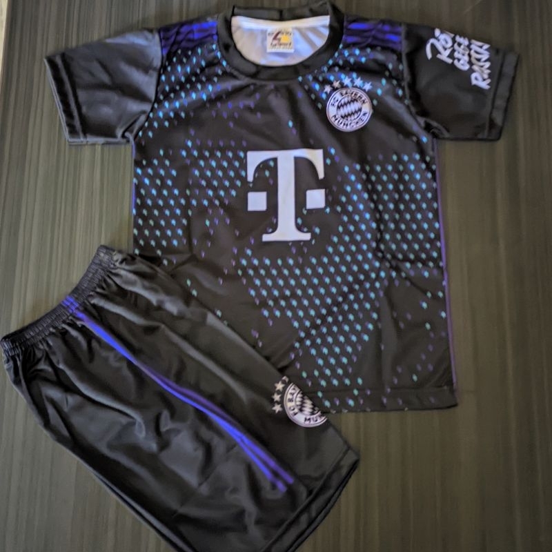 SETELAN BOLA ANAK B4YERN MUNCH3N AWAY Terbaru