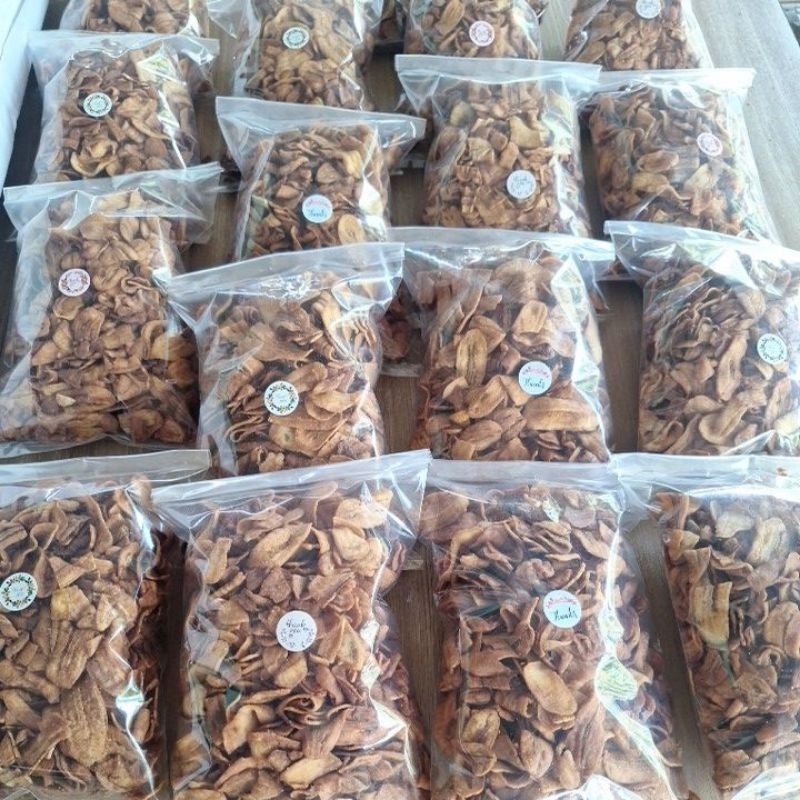 

KERIPIK PISANG SALE KERING MANIS 500GR