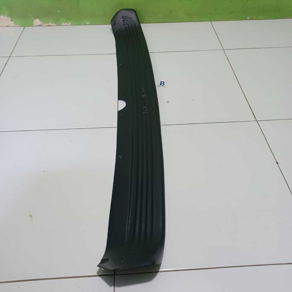 Sill Plate Belakang Kijang Kapsul