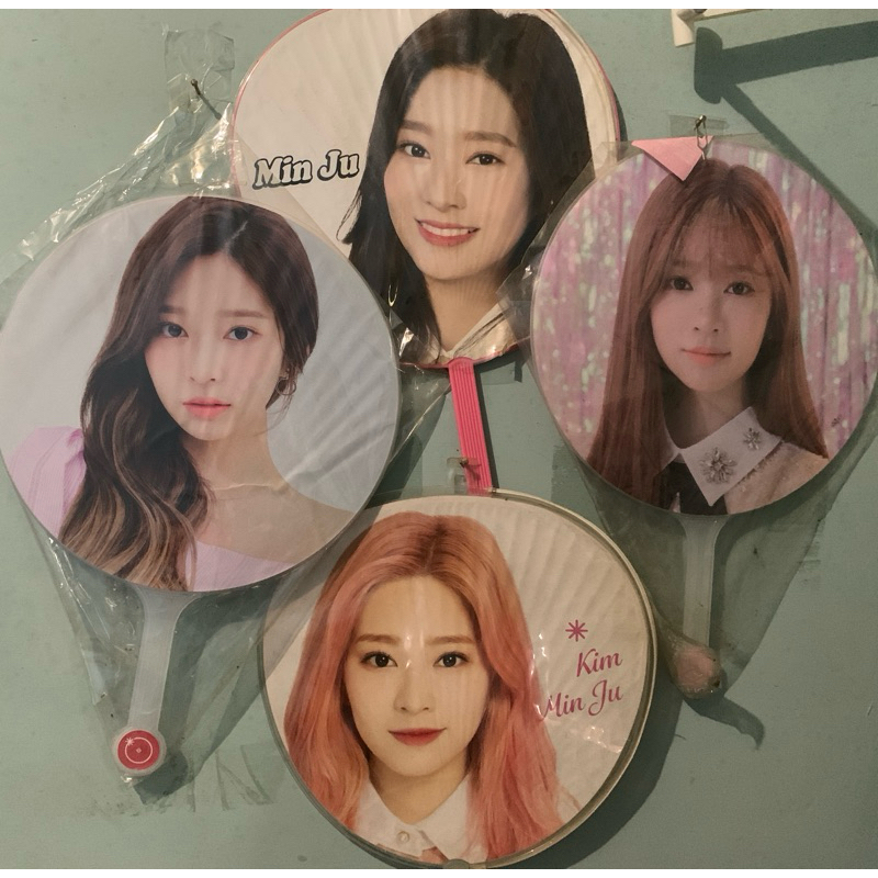 OFFICIAL IZ*ONE Uchiwa Kipas Kim Minju