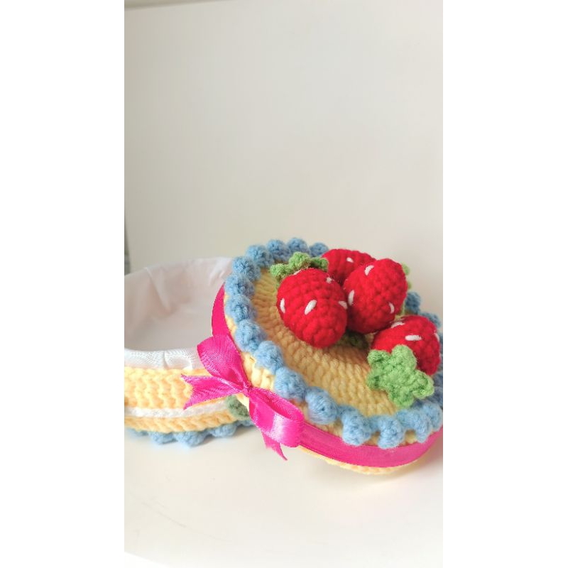 

KUE BDAY RAJUT / KUE ULANG TAHUN RAJUT / KUE RAJUT JAKARTA / CAKE RAJUT