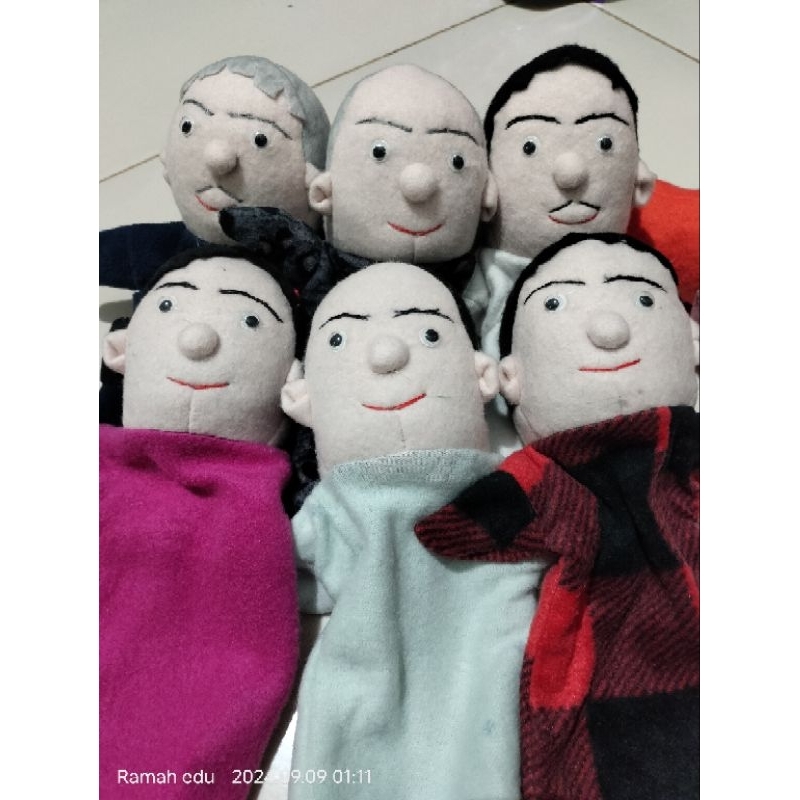 Boneka Tangan Keluarga