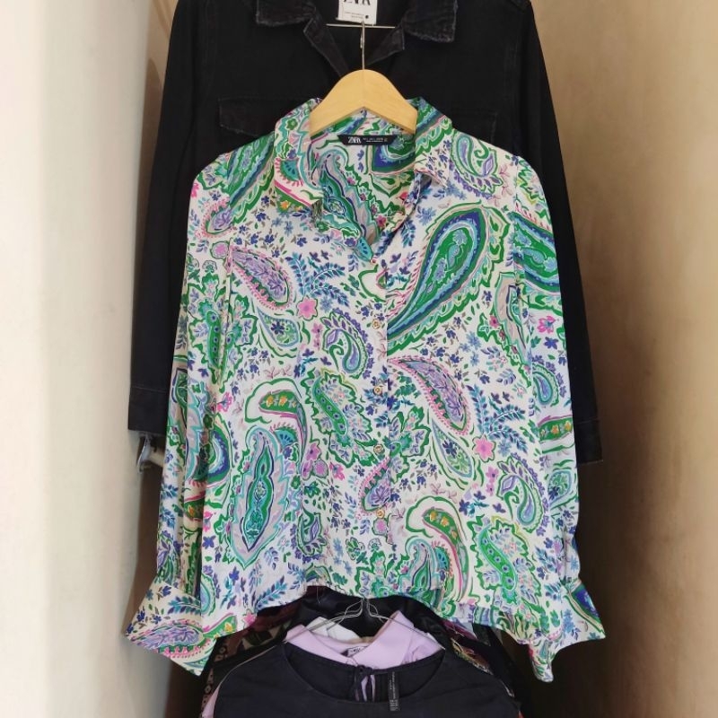 Zara silk shirt printed paisley preloved