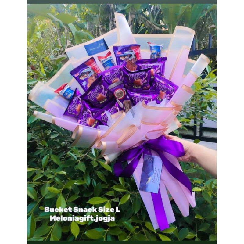 

BUCKET SNACK MURAH/BUCKET SNACK/HADIAH WISUDA/GIFT ULTAH/HADIAH EVENT/BUCKET MAKANAN