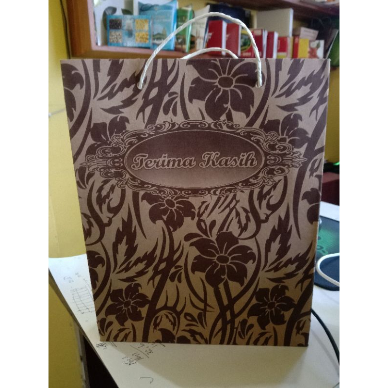 

tas sovenir#tas Paperbag ukuran 24x19x5cm (100pcs)