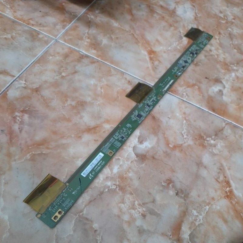 Tcon / tikon panasonic TH L29MX6G ( V290BJ1-XC01 )