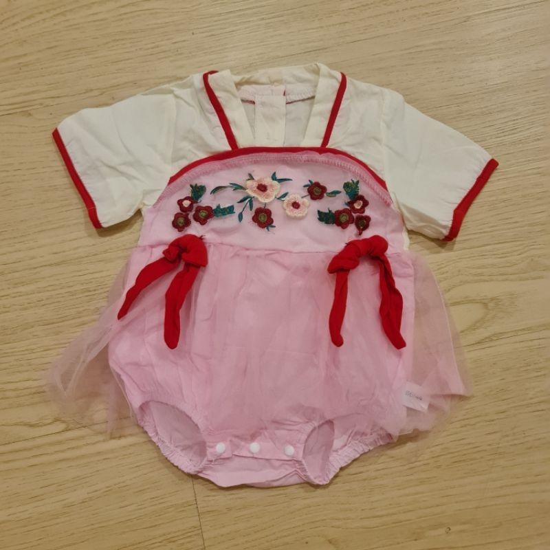 PRELOVED Bodysuit cheongsam bayi (0-6m)
