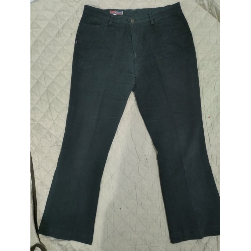 Celana Panjang Jeans Hitam Wanita
