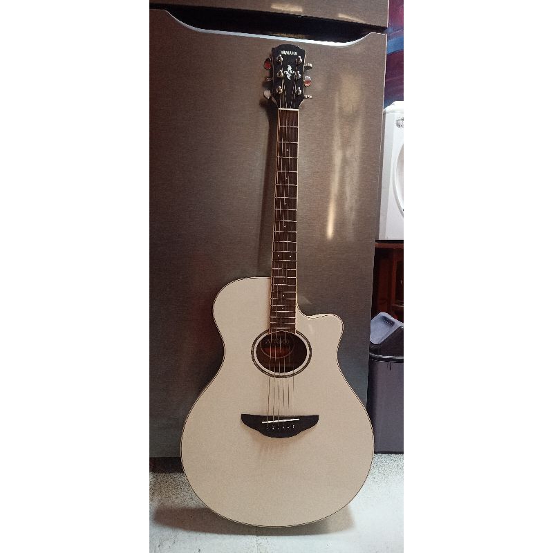 Gitar Yamaha Apx 600 ( second )