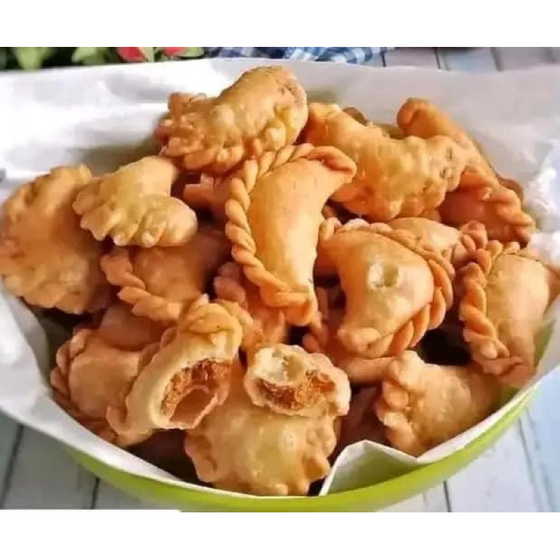 

Pastel Abon Mini Manis Gurih Asin Renyah