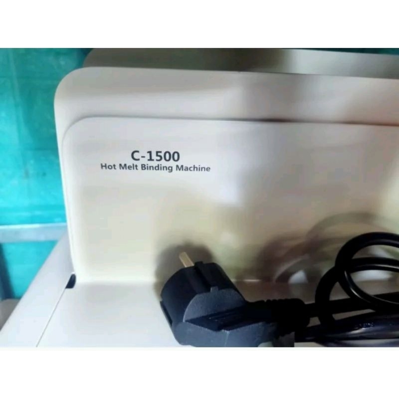 Mesin jilid lem panas C-1500