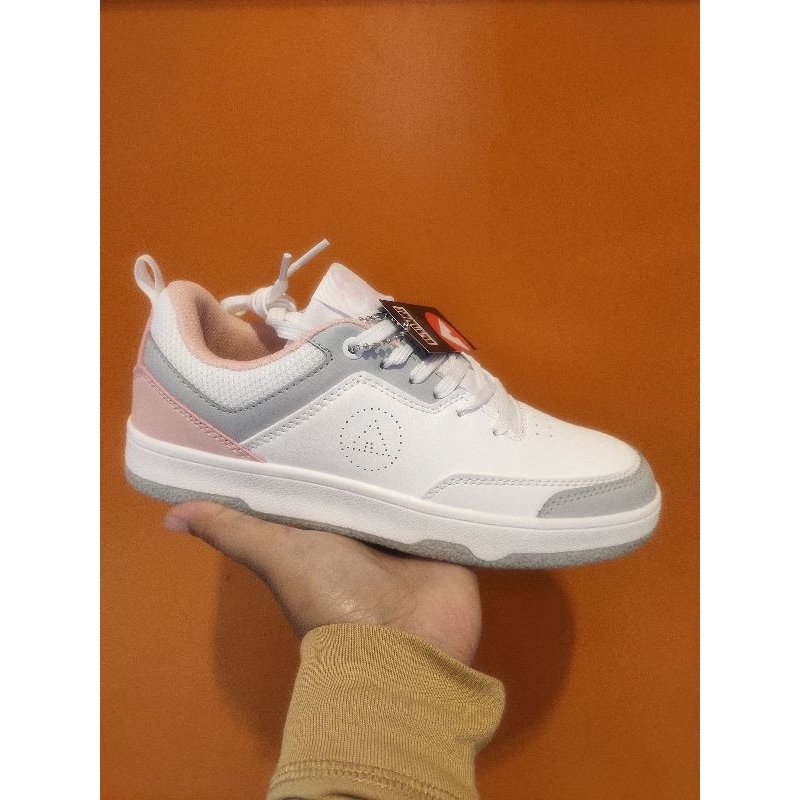 Airwalk Brue (sold by offline)