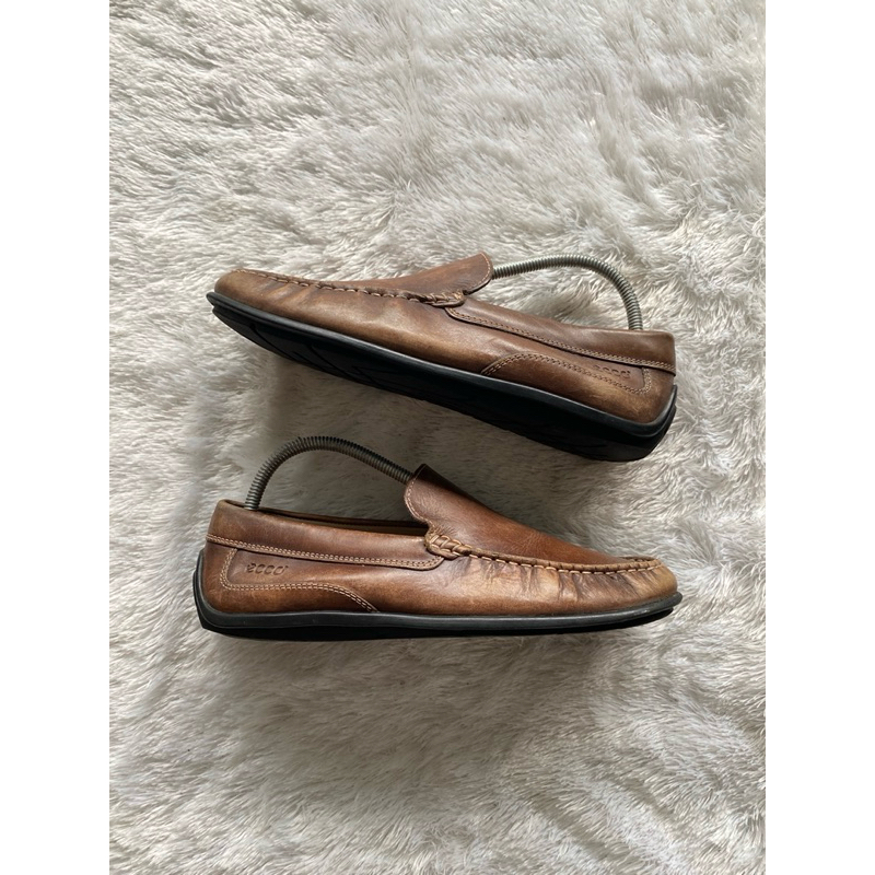 sepatu ECCO formal slip on leather size 41